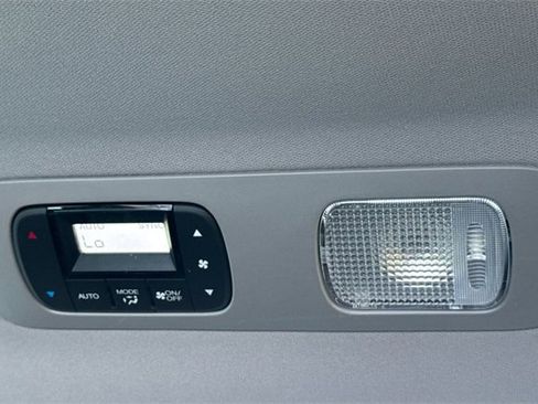 Certified 2024 Honda Odyssey Elite image 16