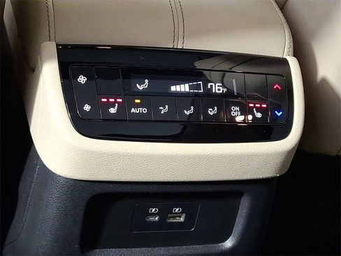 Certified 2025 INFINITI QX60 Luxe w/ Cargo Package image 12