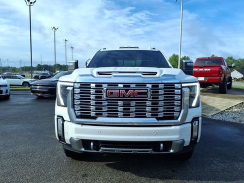 Used 2025 GMC Sierra 2500 Denali w/ Denali Reserve Package AWD/4WD image 2