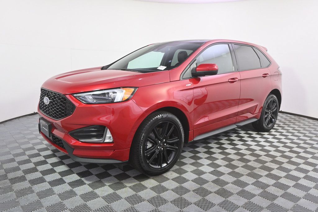 Used 2023 Ford Edge ST-Line AWD/4WD image 2
