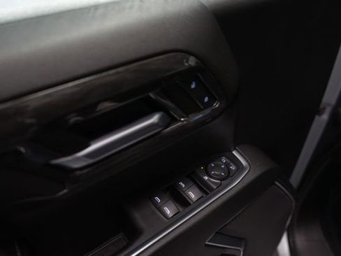 Used 2023 Chevrolet Silverado 1500 LT image 20