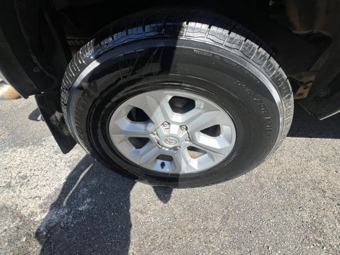 Used 2004 Toyota Tacoma 4x4 Xtracab V6 image 29