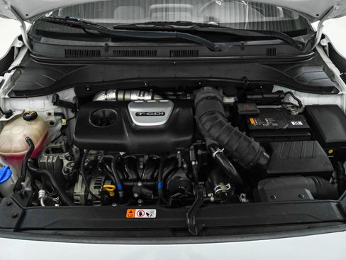 Used 2021 Hyundai Kona Night FWD image 37