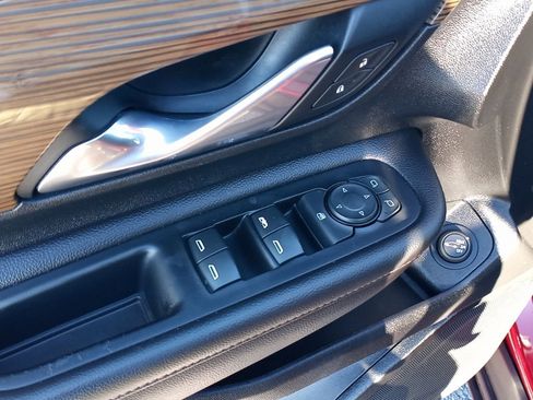 Used 2020 GMC Terrain SLE w/ Driver Convenience Package image 24