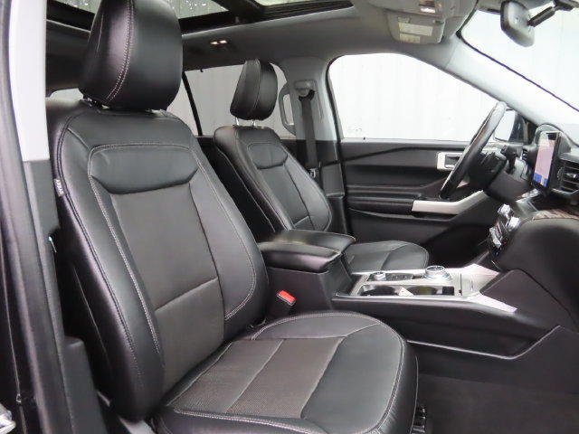 Used 2020 Ford Explorer Limited w/ Class III Trailer Tow Package AWD/4WD image 26