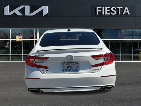 Used 2022 Honda Accord Sport image 6