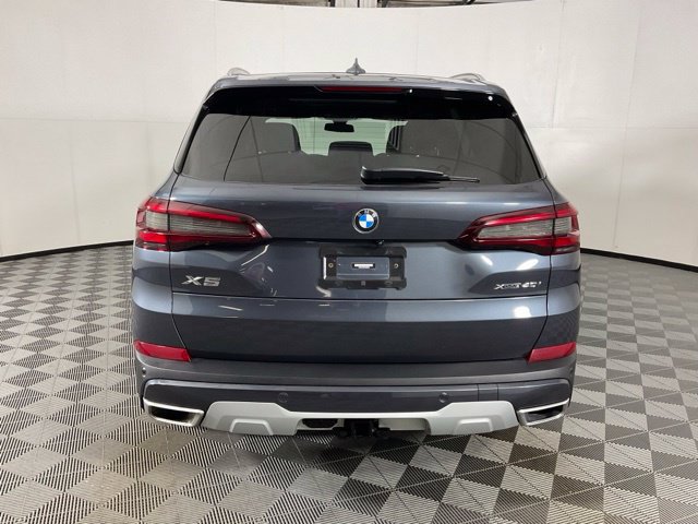 Used 2022 BMW X5 xDrive40i w/ Premium Package AWD/4WD image 5