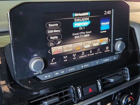 Certified 2025 Nissan Pathfinder SV image 18