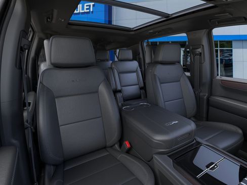 New 2026 GMC Yukon XL Denali w/ Denali Reserve Package image 40