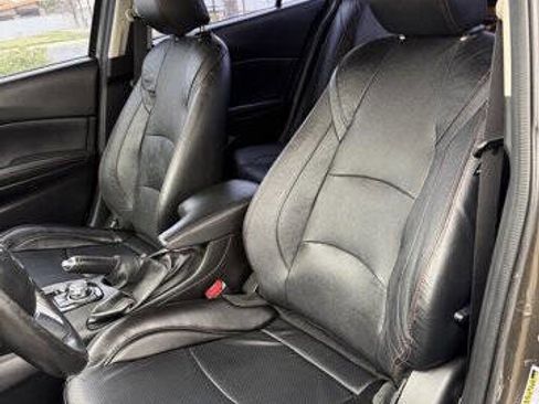 Used 2014 MAZDA MAZDA3 s Grand Touring image 13