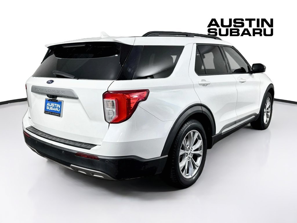 Used 2021 Ford Explorer XLT w/ Equipment Group 202A RWD image 7