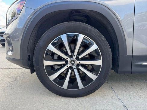 Certified 2023 Mercedes-Benz GLB 250 w/ Premium Package image 4