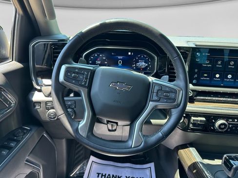 Used 2023 Chevrolet Silverado 1500 RST w/ Z71 Off-Road Package AWD/4WD image 14