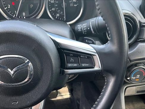 Used 2020 MAZDA MX-5 Miata Club image 19