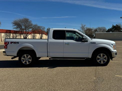 Used 2018 Ford F150 XLT w/ Equipment Group 302A Luxury image 4