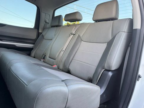 Used 2021 Toyota Tundra Limited w/ Limited Premium Package AWD/4WD image 13