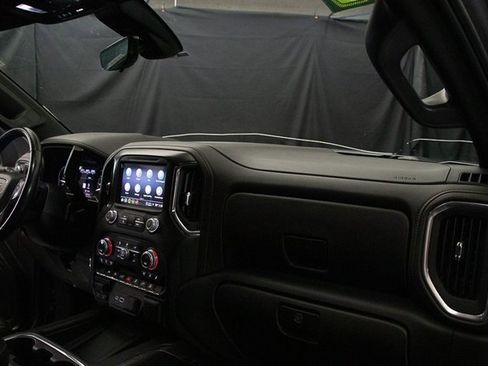 Used 2022 GMC Sierra 1500 AT4 w/ AT4 Premium Package image 16