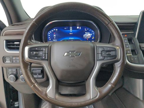 Used 2022 Chevrolet Tahoe Z71 w/ Z71 Off-Road Package AWD/4WD image 17