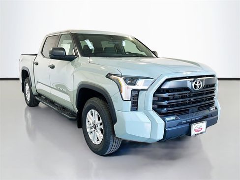 New 2026 Toyota Tundra SR5 image 3