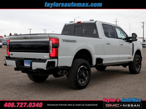 Used 2025 Ford F350 Platinum w/ Tremor Off-Road Package image 4