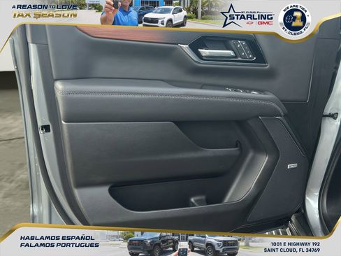 Used 2026 GMC Yukon Denali w/ Denali Reserve Package image 12