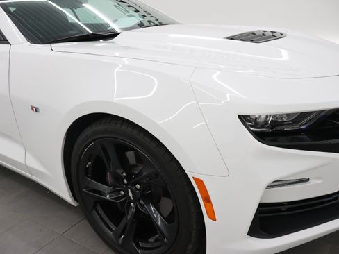 Used 2019 Chevrolet Camaro SS RWD image 22