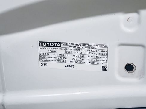 Used 2017 Toyota Camry SE FWD image 30