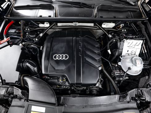 Certified 2023 Audi Q5 2.0T Premium w/ Convenience Package AWD/4WD image 19