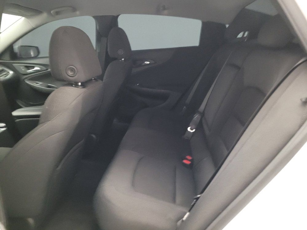 Used 2022 Chevrolet Malibu LT FWD image 18