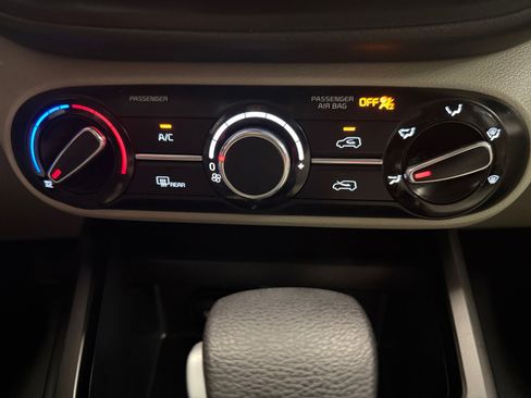 Used 2023 Kia Soul LX w/ Option Group 015 image 18