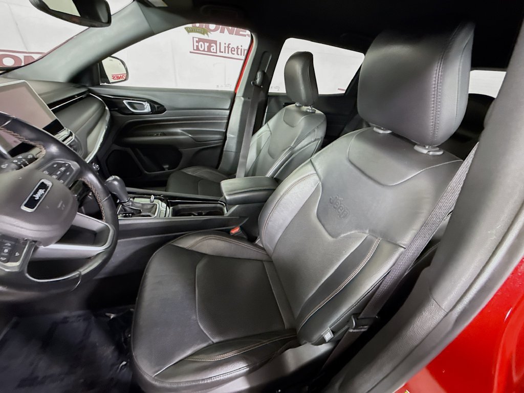 Used 2022 Jeep Compass Limited AWD/4WD image 25
