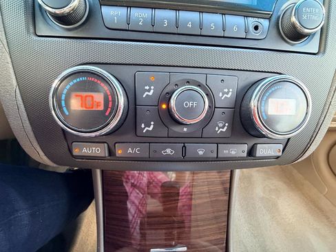 Used 2012 Nissan Altima 2.5 S w/ 2.5S Premium Pkg FWD image 17
