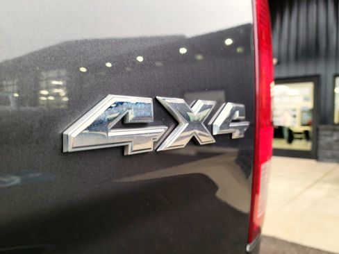 Used 2018 RAM 1500 Express w/ Wheel & Sound Group image 19