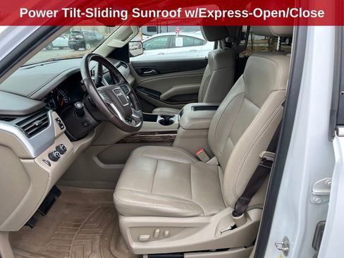 Used 2019 GMC Yukon XL SLT w/ Open Road Package image 11