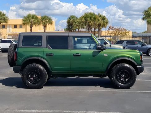 Used 2023 Ford Bronco Wildtrak image 12