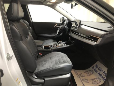 Used 2024 Mitsubishi Outlander Ralliart image 12