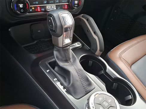 Certified 2024 Ford Bronco Outer Banks image 16