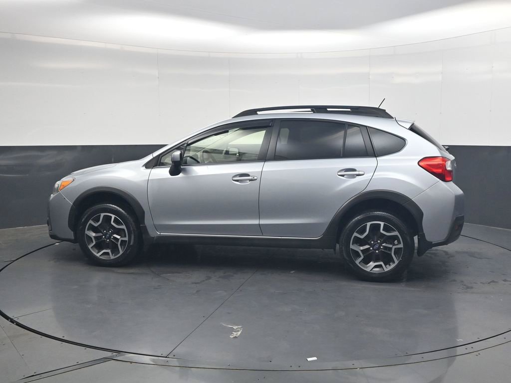 Used 2017 Subaru Crosstrek 2.0i Premium AWD/4WD image 7