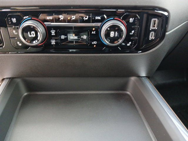 Used 2025 Chevrolet Silverado 3500 High Country w/ Technology Package AWD/4WD image 62