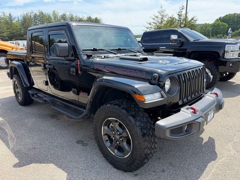 Used 2023 Jeep Gladiator Rubicon w/ Cold Weather Group AWD/4WD image 5