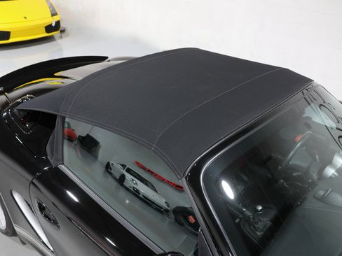 Used 2011 Porsche Boxster Spyder image 33