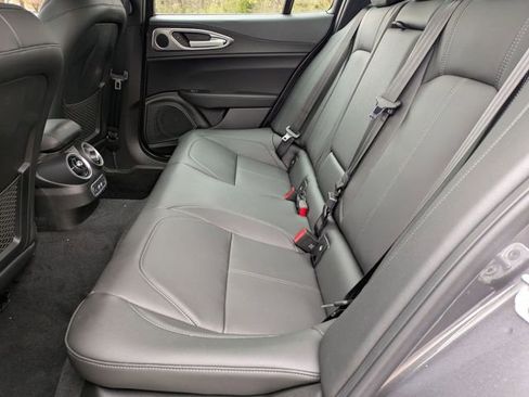 New 2025 Alfa Romeo Giulia AWD w/ Driving Assist Package image 18