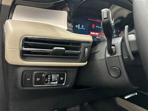 New 2026 Lincoln Corsair Premiere image 33