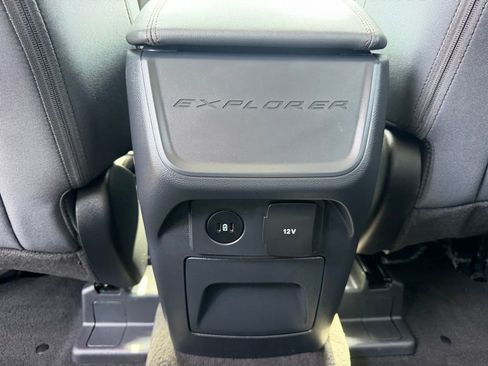 Used 2026 Ford Explorer Active RWD image 36