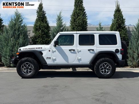 Used 2026 Jeep Wrangler Unlimited Rubicon AWD/4WD image 4