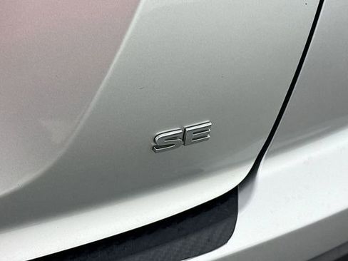 Used 2022 Mitsubishi Eclipse Cross SE image 40