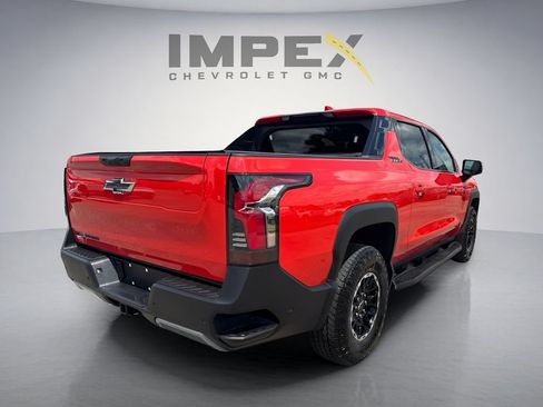 Used 2026 Chevrolet Silverado EV Trail Boss AWD/4WD image 5