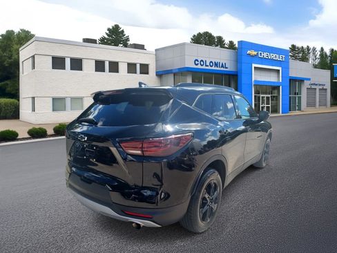 Used 2024 Chevrolet Blazer LT w/ Sound & Technology Package AWD/4WD image 4