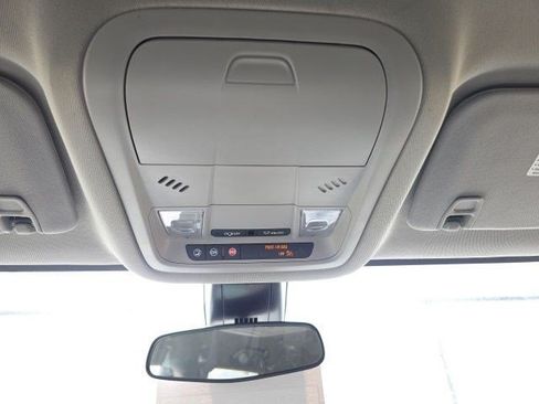 Used 2021 GMC Acadia SLE w/ Driver Convenience Package AWD/4WD image 25