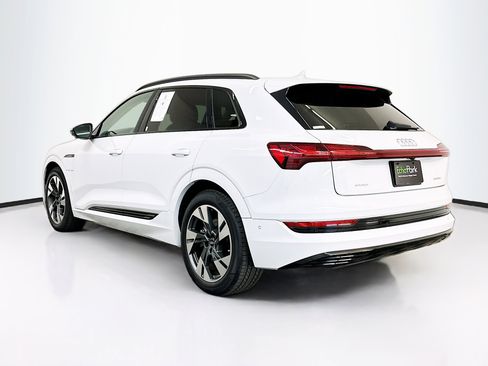 Used 2021 Audi e-tron Premium w/ Convenience Plus Package AWD/4WD image 5